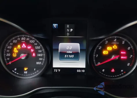 2019 Mercedes-Benz Glc 300 4Matic z USA, uszkodzony, nr VIN WDC0G4KB4K1001631